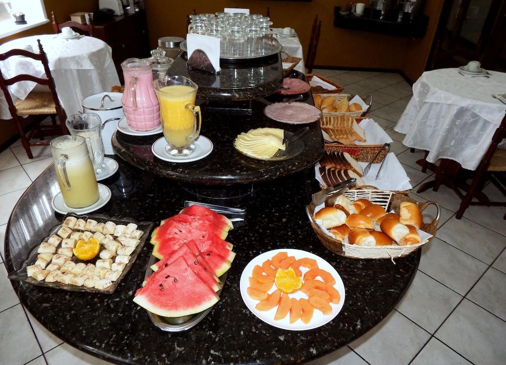 Hotel Trocadero Joinville